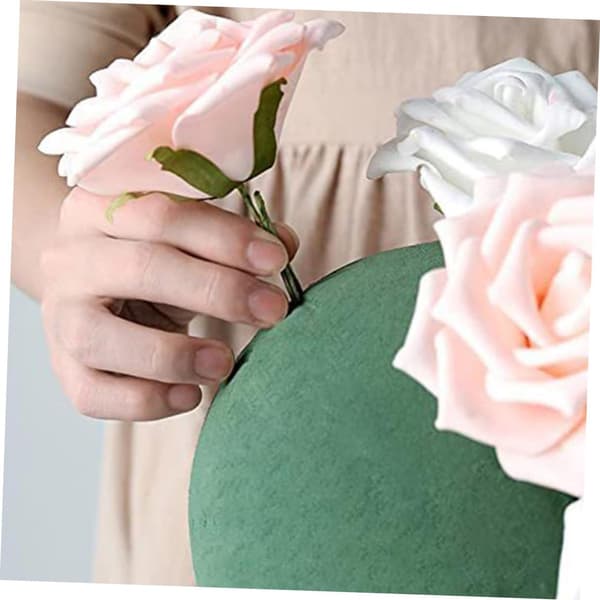 2 stk blomsterskumkuler for håndverk og blomsterarrangementer, 9 cm runde - Skumleirekuler