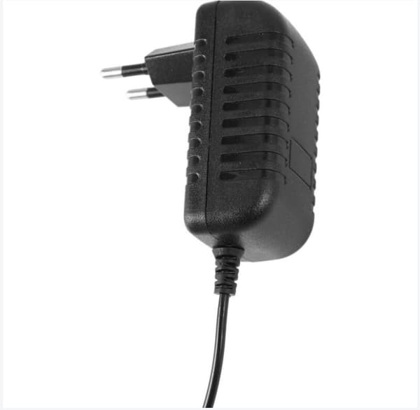 Bærbar lader, vindusuttak batterilader
