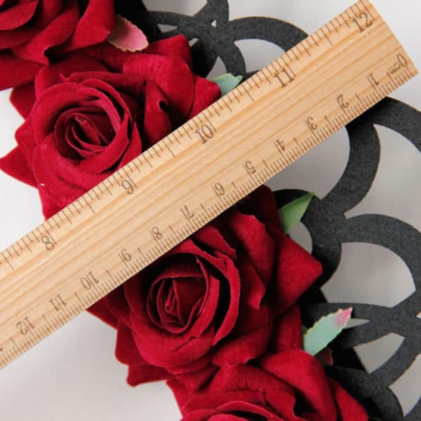Rose Crown Garland Pannebånd Blomsterhodeplagg Justerbart Stoff Rødt