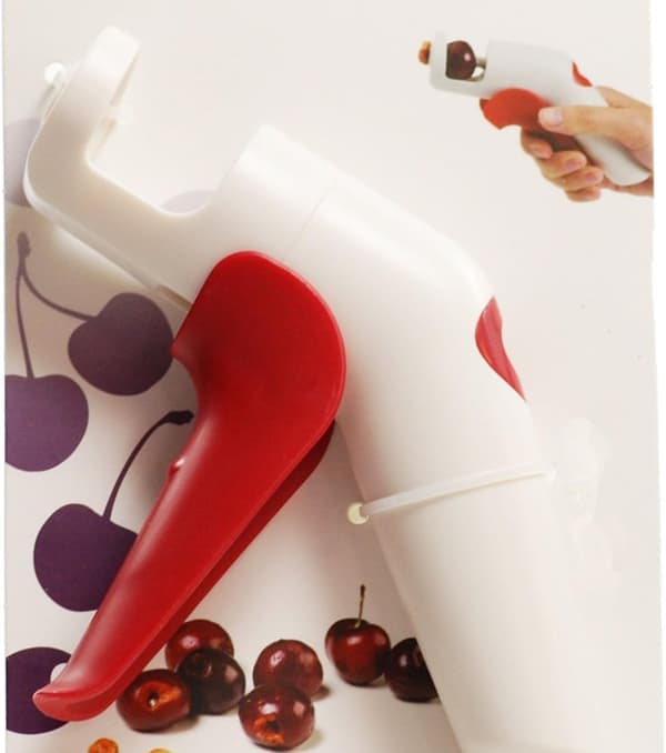Remove fruit pits quickly and easily, red and white, 21.5 x 7 x 9 cm