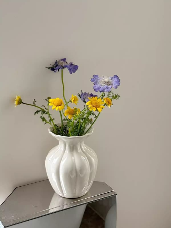 1 Ceramic Vase for Tabletop Flower Arrangements, Decorative Ceramic Vase