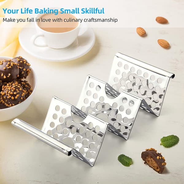 1 stk. W-formet uthulet paistativ i rustfritt stål, 3 roms tortillabrett for baking