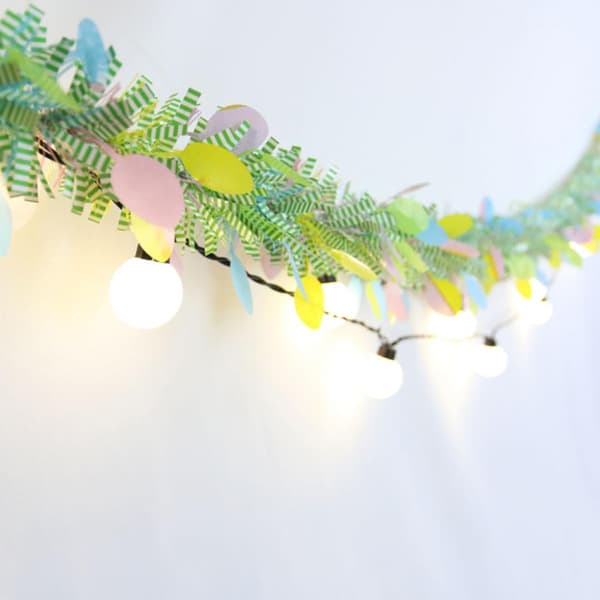Pet Fringe Garland Easter Table Decorations 8 pcs Green with Length and Unique Shape Design
