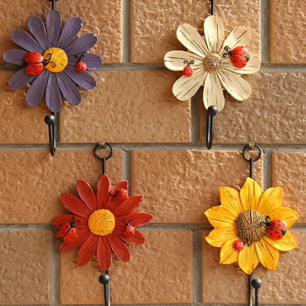 (Set med 4) Kreativa Daisy Resin Väggkrokar Väggmonterad Konstblomma