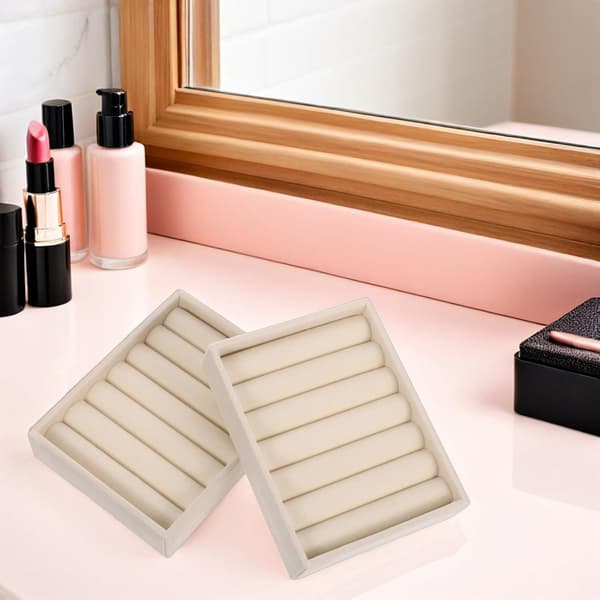 2-pak ringorganisatorboks med blødt for og robust konstruktion, elegant beige smykkeopbevaringsbakke