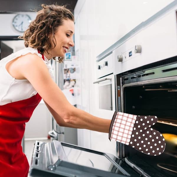 Oven Mitts and Pot Holders, 500F Heat Resistant Stove Forms5 KLB