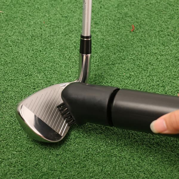 Golfmailaharja vesisuihkulla Kevyt Musta Puhdistusmailapesuri