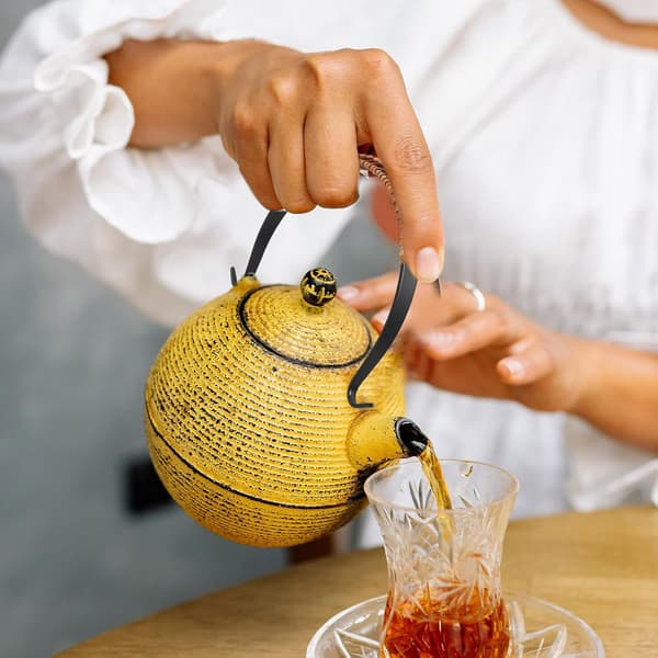 11-13 cm Iron Rattan Heat-Resistant Versatile Design Stylish Ergonomic Kettle Handle Compact