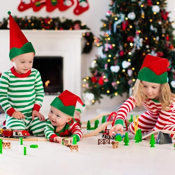 4 st gröna tomtehattar i filt, julhattar, juldekoration