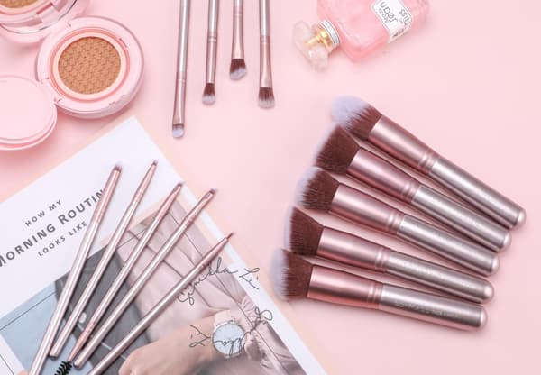 BS02 - BS-MALL 14 stk. eksklusive makeupbørster af bedste kvalitet 150 150