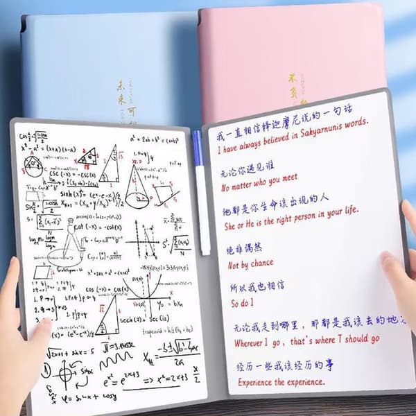 Tør slette lille whiteboard A5 notesblok, mini skrivebordswhiteboards med sletbare penne (pennestile er tilfældige)