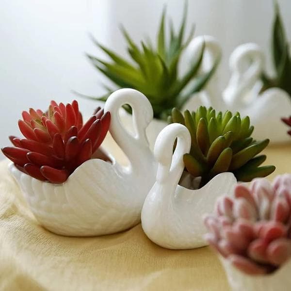 White Ceramic Swan Flower Pot, Succulent Flower Pot, Medium Temperature Porcelain, Can Be Used as a Candle Holder