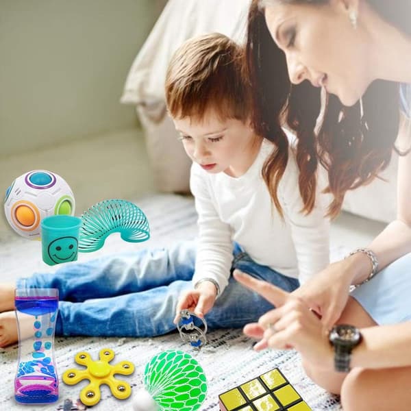 35-delt fidget spinner legetøjssæt, sensorisk legetøj egnet til børn med ADHD og OCD, samt voksne, til at lindre angst og stress.