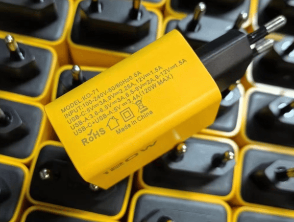 120W snabbladdare dubbla USB + dubbla typ C multi-port PD snabbladdning europeisk standardladdare