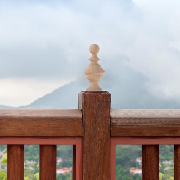 Carved Decorative Wood Finials Bed Post Carved Top Solid Wood Polished Surface Hand-Carved Design