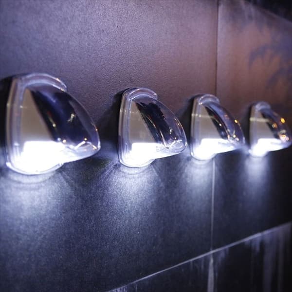 8 LED ulkona aurinkokennovalaisin vedenpitävä seinävalaisin (lämmin valo)