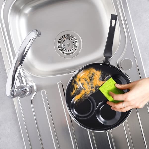 Granittstekepanne 25 cm, 4 hull, non-stick_tfrf