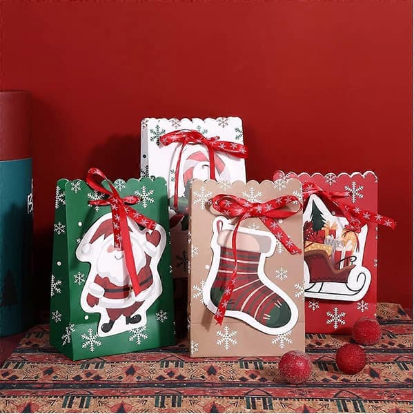 12 julegaveposer - små juleposer, 4 premiumdesigns