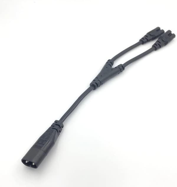 C7 til C8 30 cm forlængerkabel IEC-splitter - hun til 2 x han - forlængerkabel Y-splitter til figur 8 strømkabel - TV-strømkabeladapter