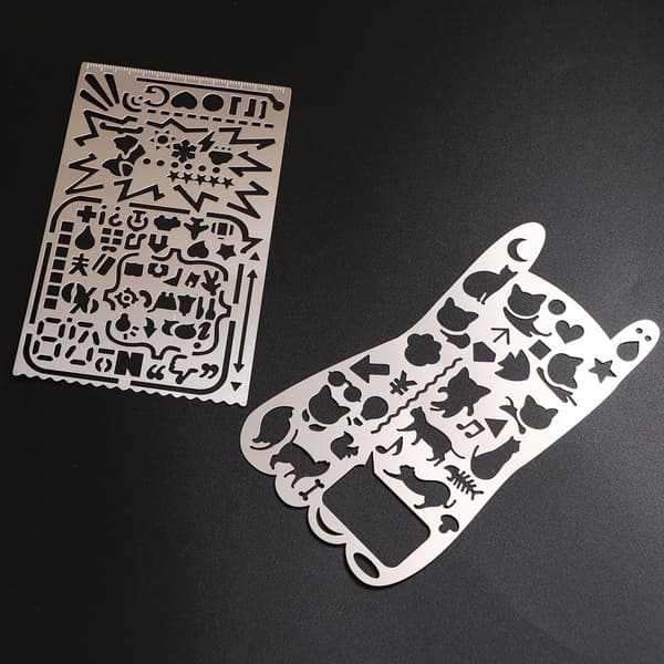 2 st metallritmallar med katt- och graffitischabloner, geometrisk design i stål