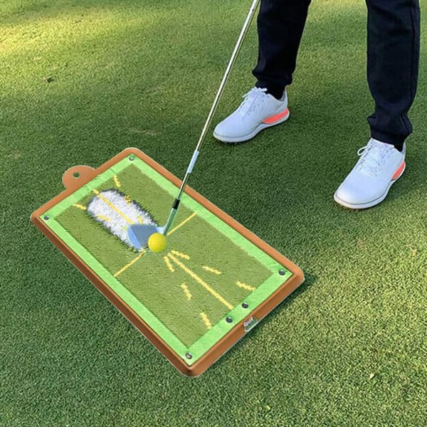 Golfharjoittelumatto lyönnin havaitsemiseen, lyöntiradan palautteeseen, golfharjoitusmatot