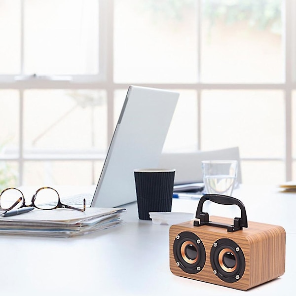 Portable Bluetooth-compatible Speaker Partycast Stereo Bass With Japan-imported Chip Red