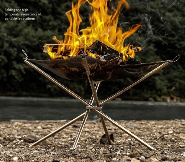 Udendørs Camouflage Bærbart Bålsted - Foldbart Bål Rack - Camping BBQ Grill til Opvarmning 56*56*47cm