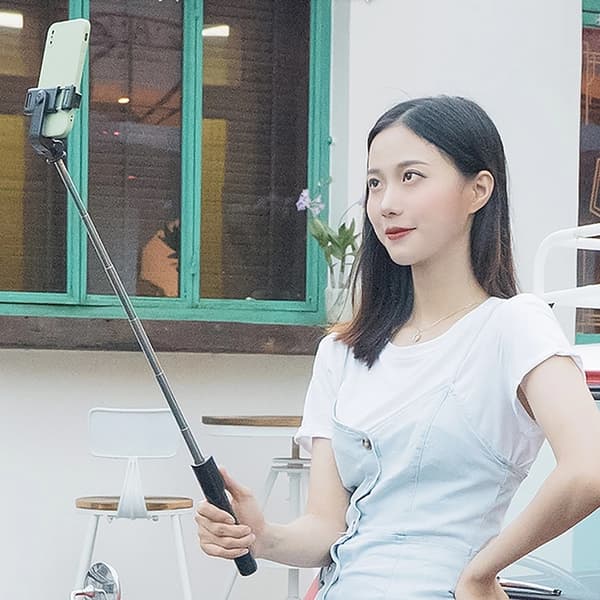 Selfie Stick Teleskopisk Tripod 0,7m til Mobil - Sort