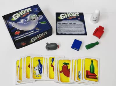 Geistes Blitz -perhejuhlapeli Ghost Blitz -lautapelillä, uusi ja erittäin suosittu perhejuhlapeli (englanniksi)