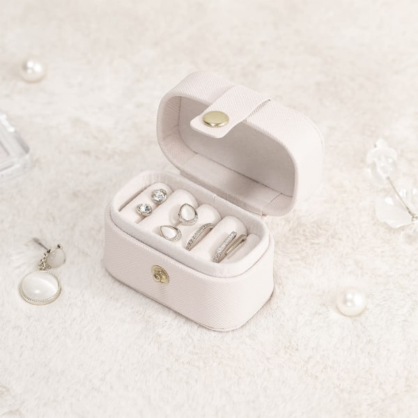 Liten smyckeskrin Mini resesmyckeskrin Bärbar ringförvaringsbox white