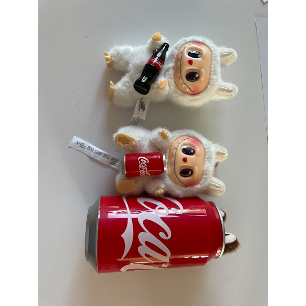 Labubu Macaron Monster Avaimenperä Jännittävä hirviö Macarons Vinyyli Face Pehmo Avaimenperät Taide Keräilyesineet Lelut Lahjat baariin cola Färg Slumpmässig