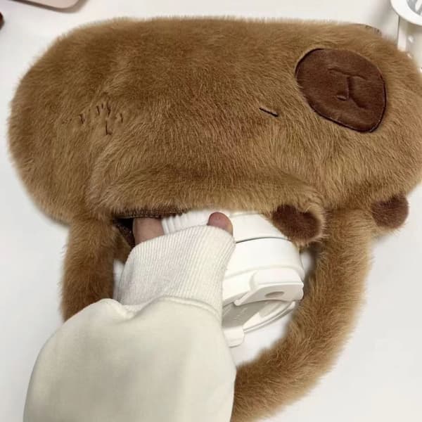 Gos- Kapibala plush bag cute capybara small backpack Hand withdrawals