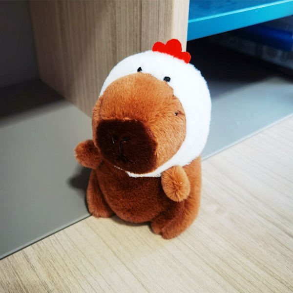 Gos- Capybara plysj vedhæng capybara sød ornament nøglering HAT CHICK MODEL 15CM