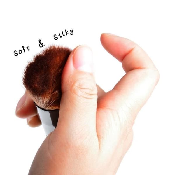 Profesjonell multifunksjonell sminkekost: flytende foundation, concealer, pudder, rouge...