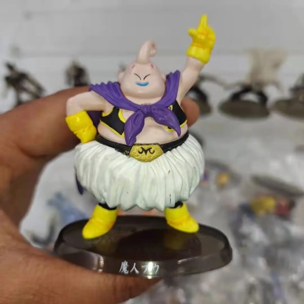 Limited Dragon Ball Super Modeling Soul Cell Silverhårig Vegeta Tao Pai Pai Master Roshi Small Scale Figure Några mindre skavanker Super Soul 021