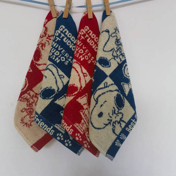 25x25cm Snoopy bomullshandduk för barn i jacquard dubbelsidig frotté förtjockad liten fyrkantig handduk absorberande barnhandduk Snoopy-2 25x25cm
