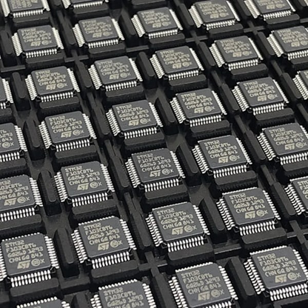 Fordon Motordelar STM32F100C8T6B STM32F100C8T6 32F100C8T6B Mikrokontroller LQFP48