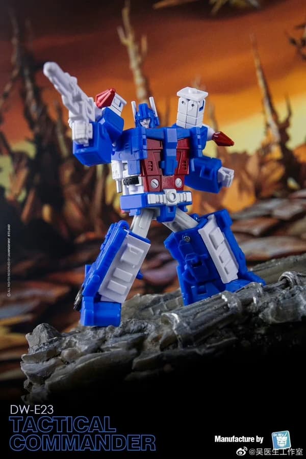【VARASTOSSA】UUSI DR. WU Transformation DW-E23 DW-E23T DW-E23D DW-E23B DW-E23P Ultra Magnus Commander G1 Mini Toimintahahmolelut