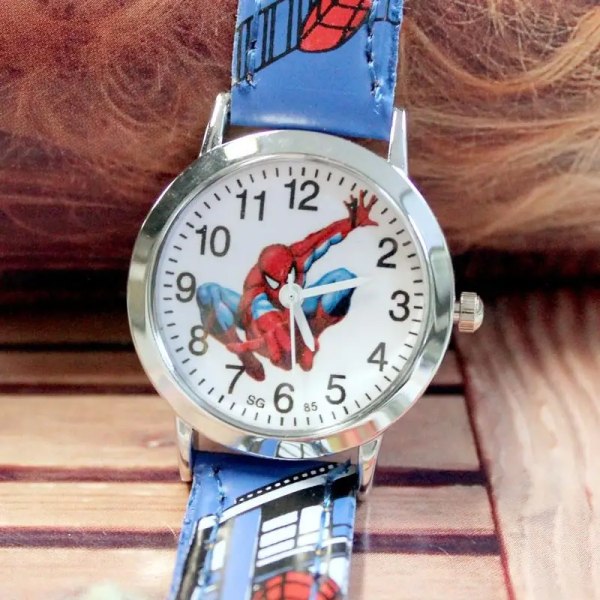 Disney Spider Man Watch Anime Figurer Student Quartz Watch Leksaker Spider Mans Film Läderrem Armbandsur Barnpresenter SPiderman 2