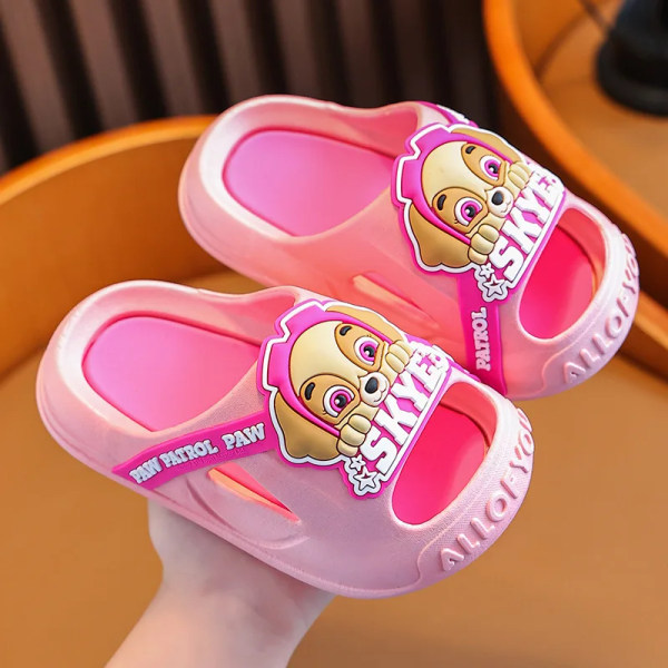 Paw Patrols Skor Tecknade sandaler Pojkar Flickor Kreativa Bekväma Cosplay Tofflor Sommar Nya Kawaii Outdoor Skor Halkfri Mjuk Skye 26-27 inner 16cm