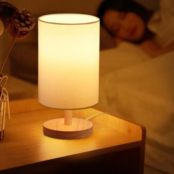 Sengelampe - DUOKON - Kompakt model - Træbase - Stofskærm - Elektrisk White