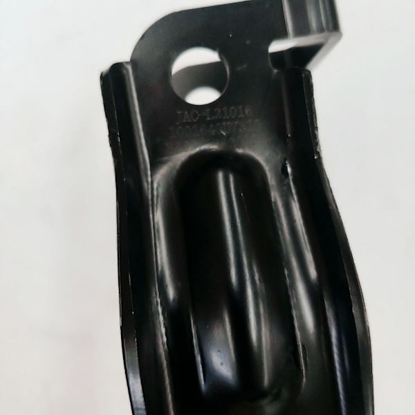 Bildelar oe nummer 1001640U7310 för JAC J7 A5 Bakre upphängningsfäste Black
