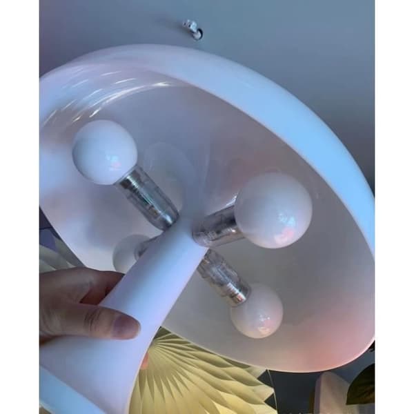 Soppformet LED bordlampe for soveromsdekorasjon - Hvit