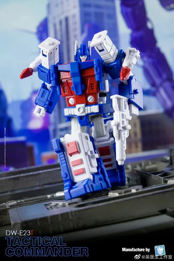 【VARASTOSSA】UUSI DR. WU Transformation DW-E23 DW-E23T DW-E23D DW-E23B DW-E23P Ultra Magnus Commander G1 Mini Toimintahahmolelut
