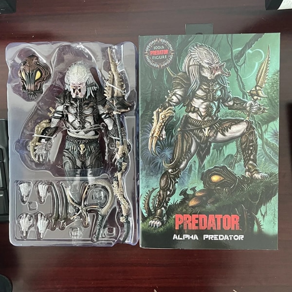 NECA Ahab Ultimate Scout Shaman Warrior Guardian Battle Drmaced City Hunter Jungle Hunter Predators Action Figur Modell Elder with box