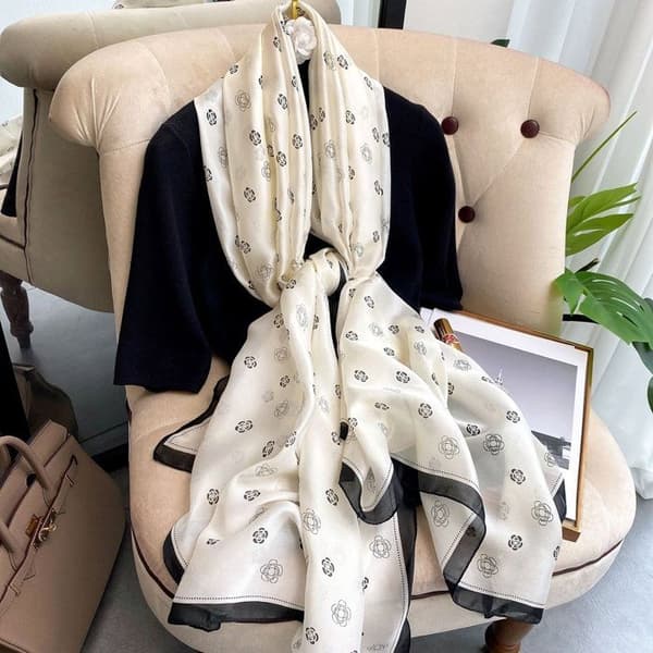 Sidenscarf för damer, Varm, Mjuk, Elegant, Stil - Off-White