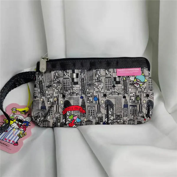Lesportsac New Sanrio Kawaii Hello Kitty Snoopy Damväskor Tecknade handledsväskor Mode Söta telefonväskor Armbandsväskor 3