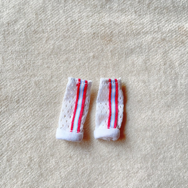 kläderna strumpor handskar tillbehör 30cm docka mode cool docka gymnasiedocka Red