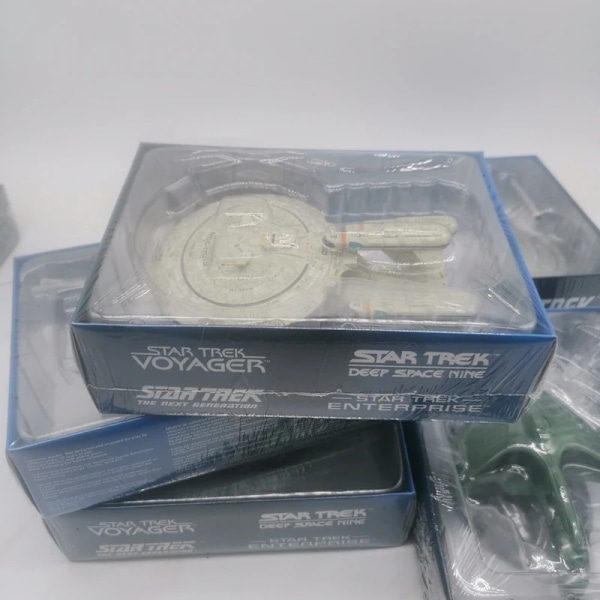 Original Star Treks Simulering Legering Rymdfarkost Klassisk Serie Metall Luftskepp Vessel Action Figur Modell Leksaker Collection A615