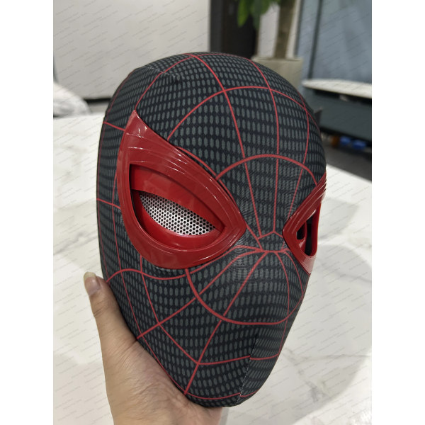 Spiderman no Way Home Huvudbonader Cosplay Moving Eyes Mask Spider Man 1:1 Fjärrkontroll Elastisk mask Leksaker för vuxna Barn Present Gwen lighting